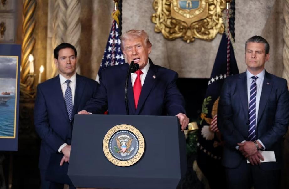 美国总统宣布要造史上最大的“特朗普级”新型战舰，这能加强海军力量。
22日，特朗