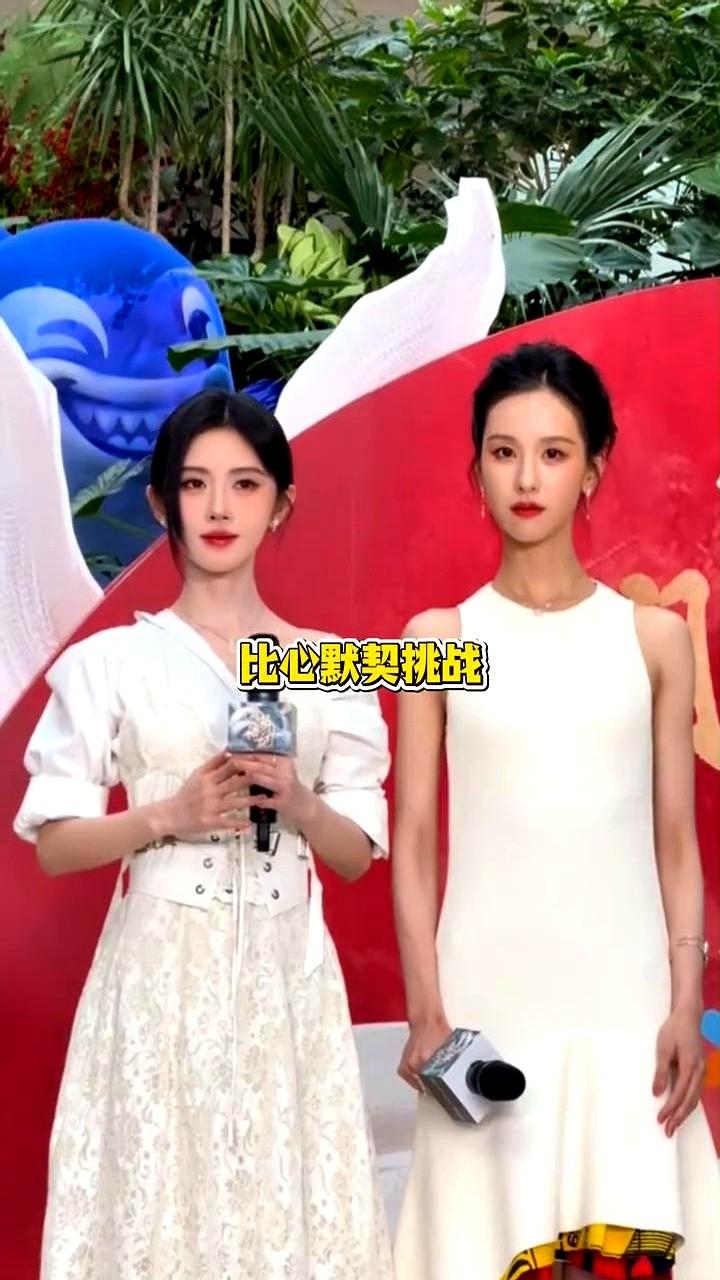 比心挑战五次，一次都没成功！

这事儿就发生在4月7号《月鳞绮纪》北京的活动上，