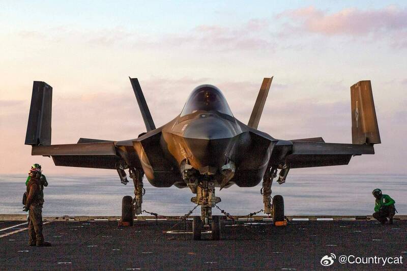 《华尔街日报》：AI正在改变战争 美以对伊朗作战靠它提速提效海外新鲜事中东现场直