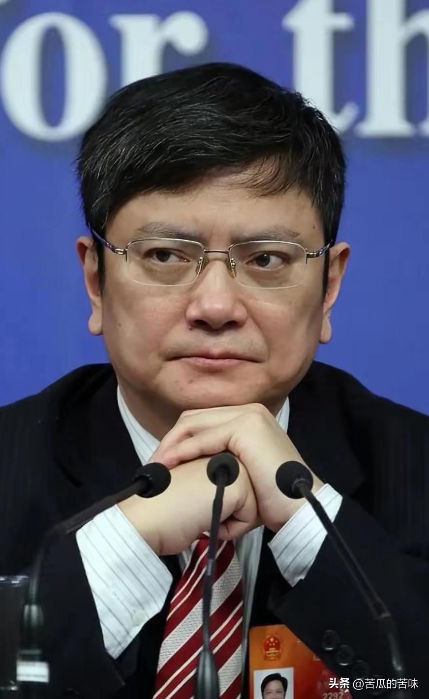 2026年3月下旬，浙江大学郑强教授在国家级会议上直言：AI别再忙着送外卖翻跟斗