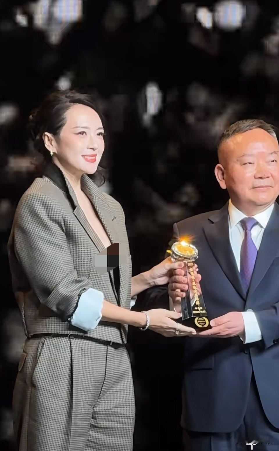 章子怡是我最喜欢的优秀的谋女郎，每一个人生阶段都有光！！

她说得真好！！希望每