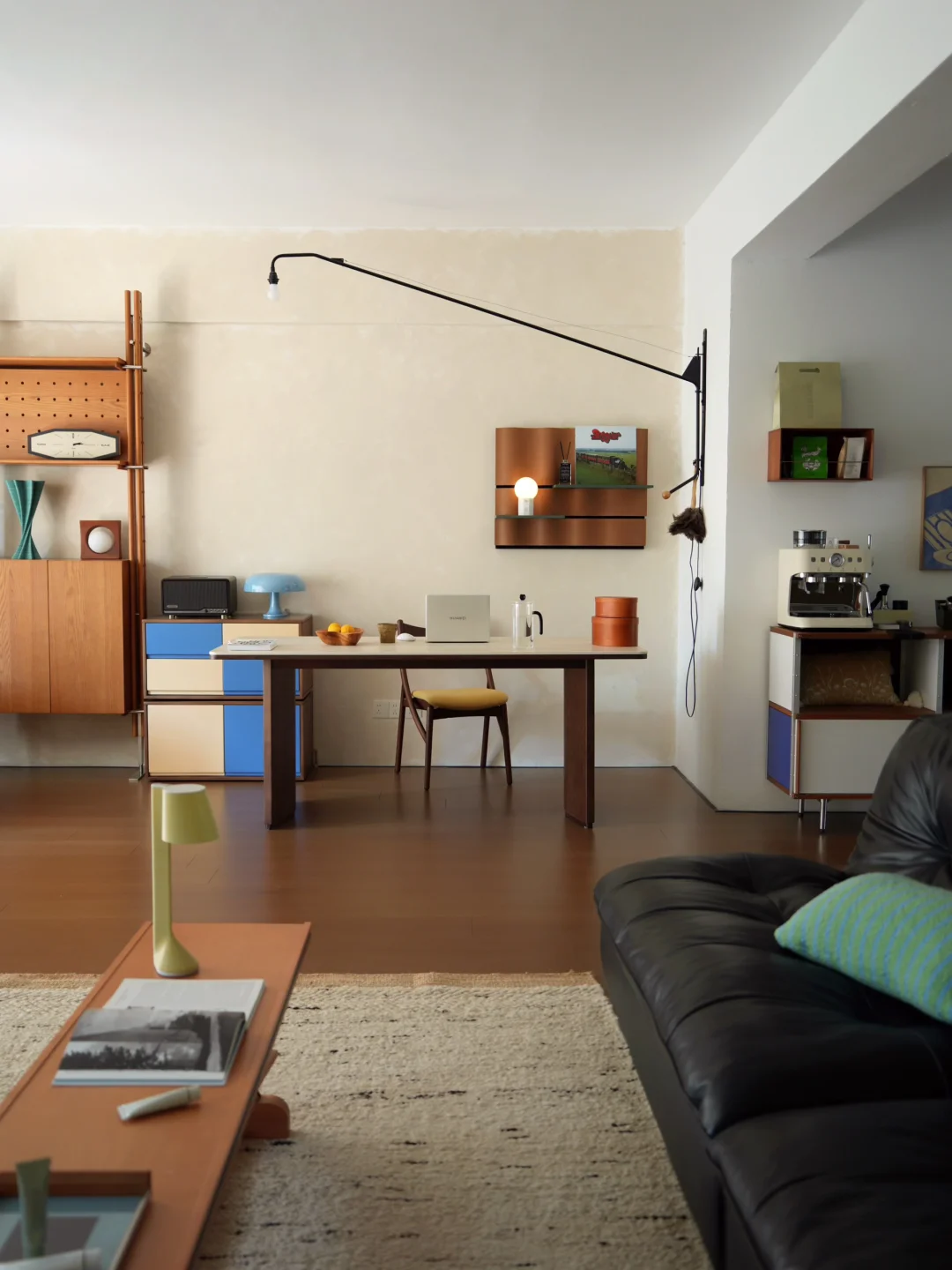 客餐厅一体，洞石餐桌的氛围感拿捏了!