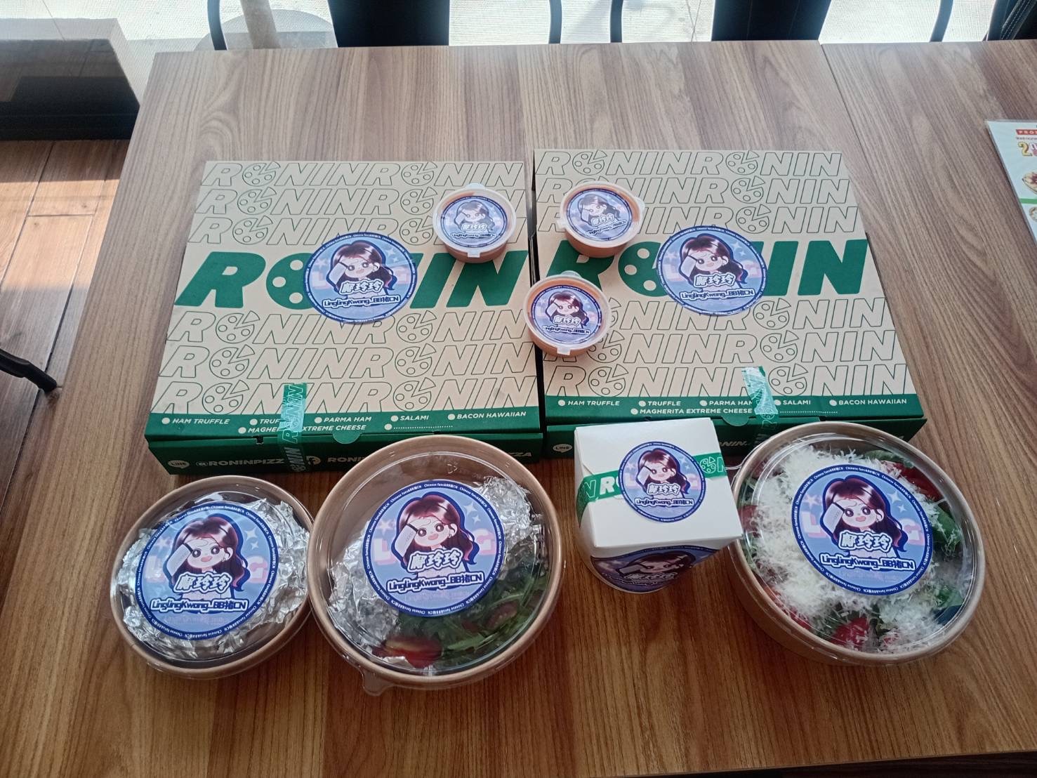 食物应援午餐已送达，宝宝吃开心，一会加油[么么哒]​​​