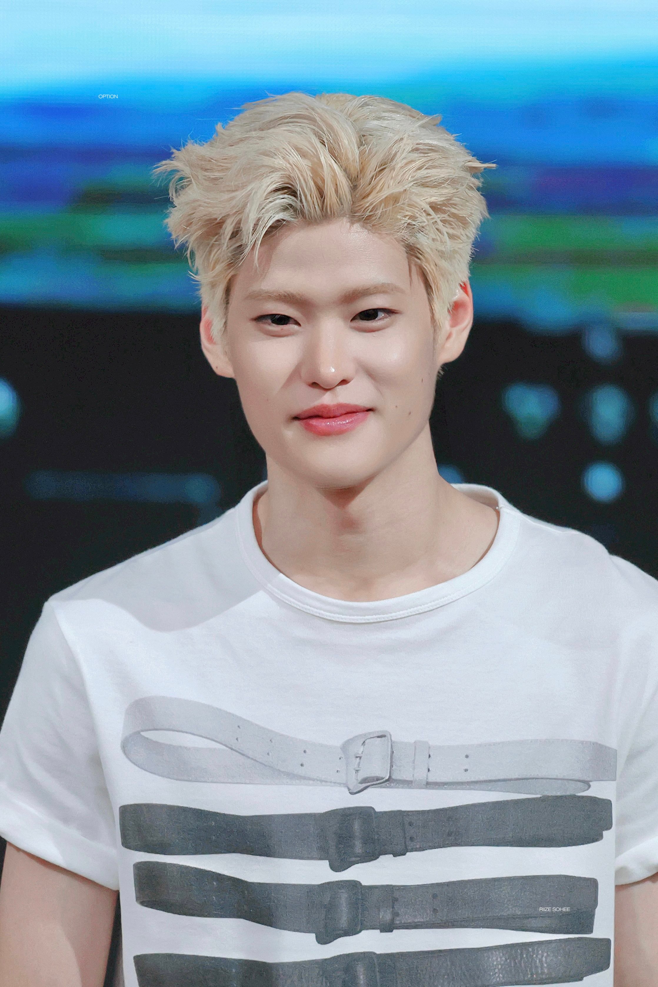260620 k4线下签售 高清©️option031121｜MIST1121_