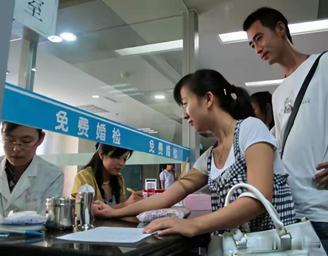 现在单身、负债、躺平越来越普遍，很多人习惯把全部问题推给外部环境，可很少有人意识