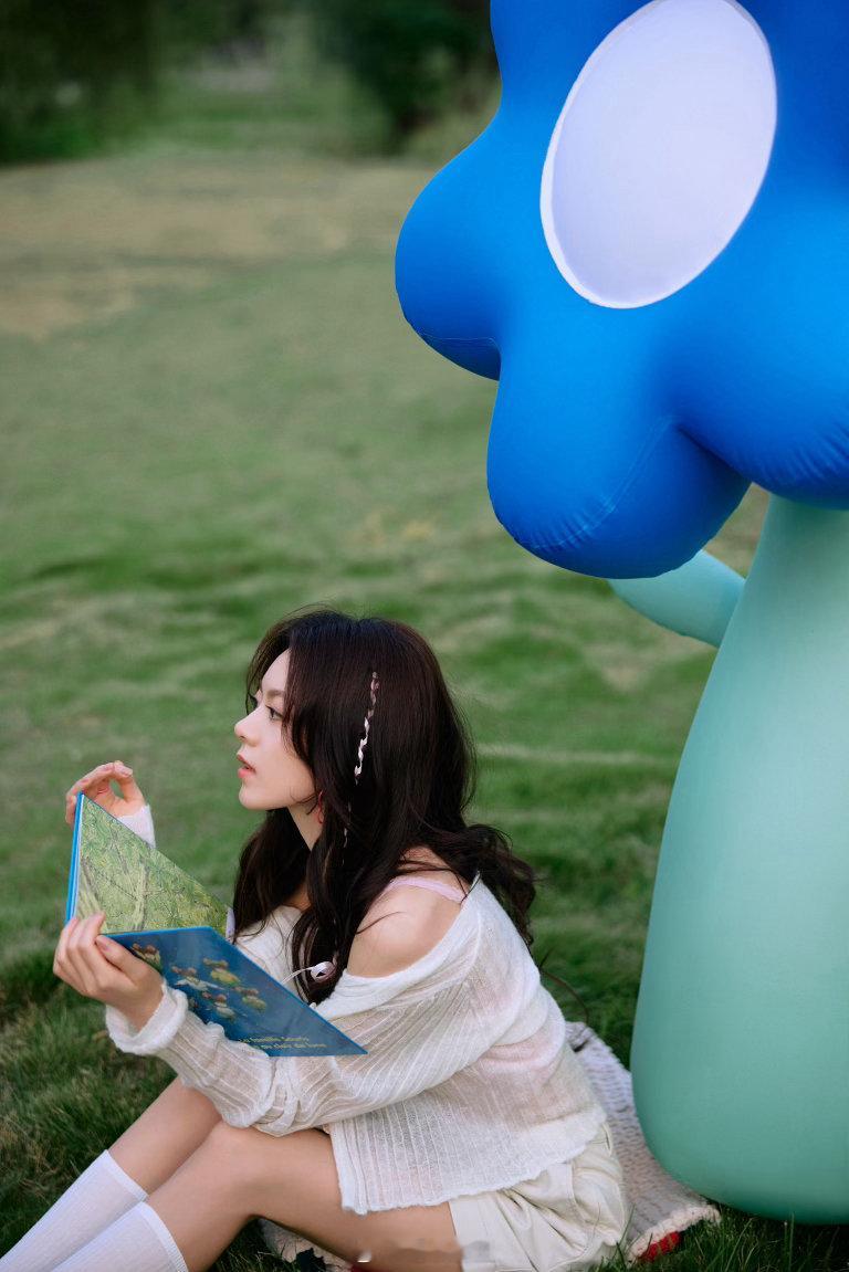 赵今麦 