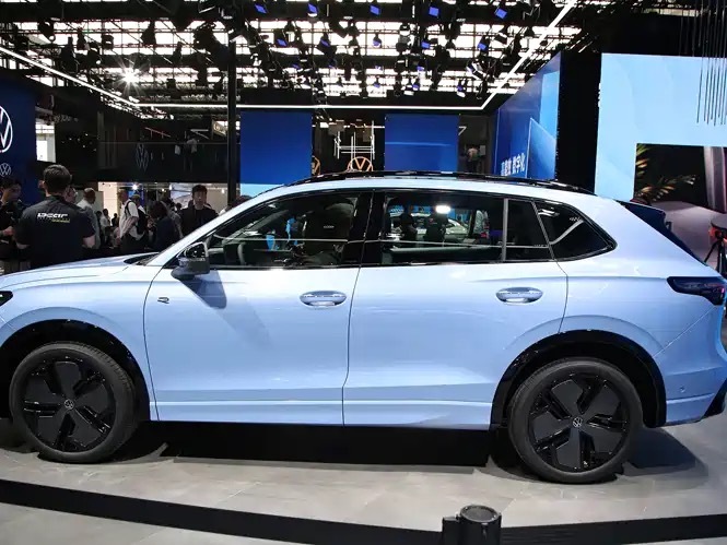 大众途观L ePro，合资中型插混SUV。新大众新能源SUV，延续家族稳重外观设
