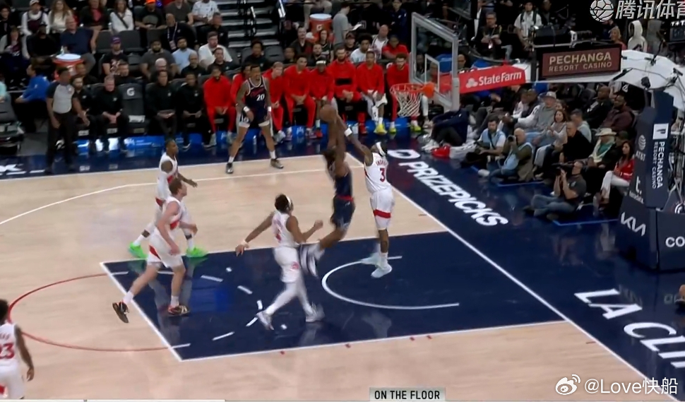 13比8，今天的开局怎么说？小卡这冲击力！！！！！ 猛龙挑战了！ 