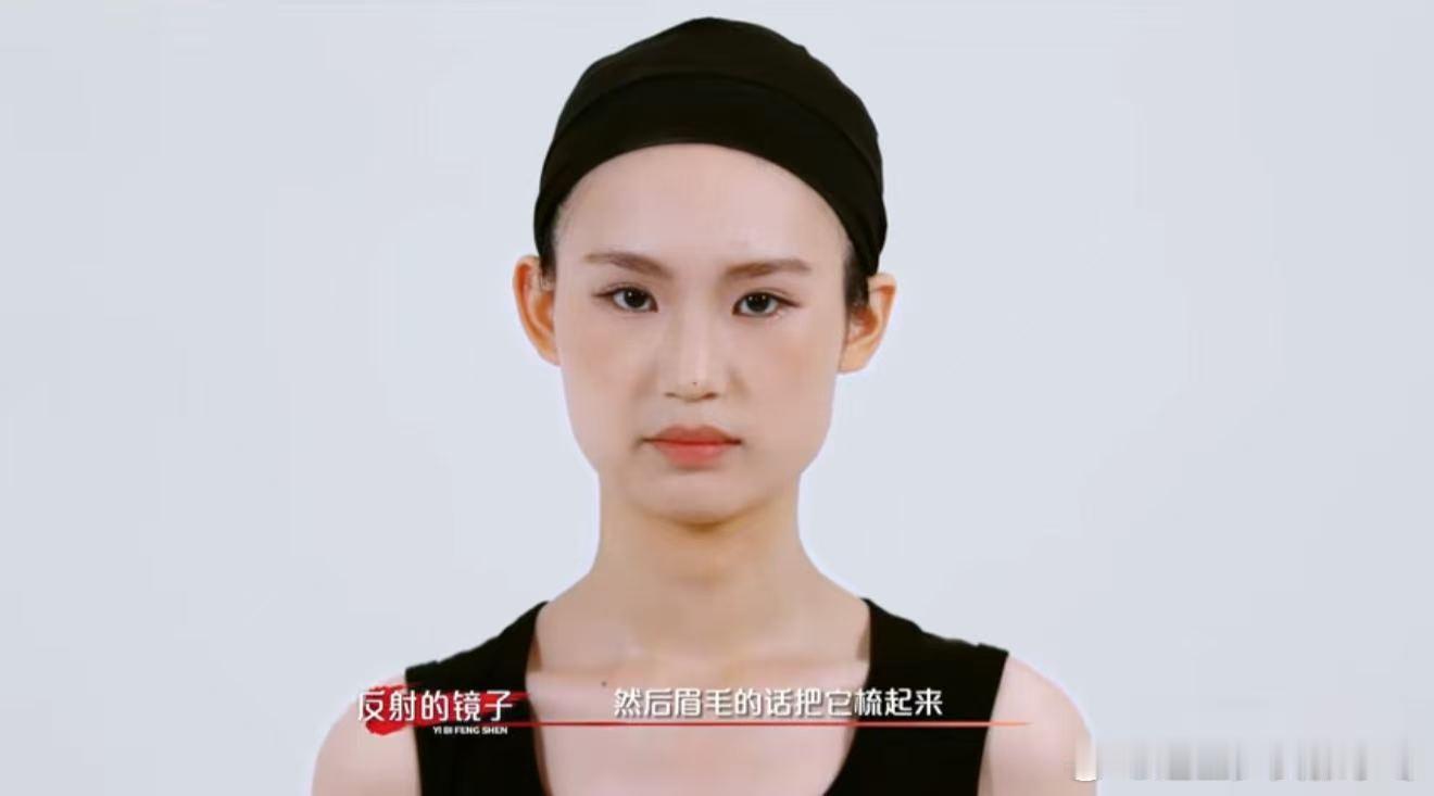 看不懂但大为震撼的内娱妆造 真的好想问问艺笔封神的造型师们，最近是不是集体看了什