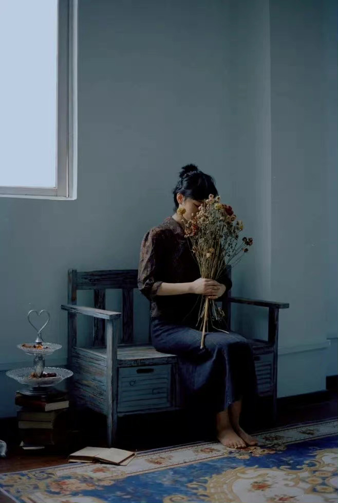 为了掩盖谎言，就必须制造更大的谎言。人生也是如此。——东野圭吾