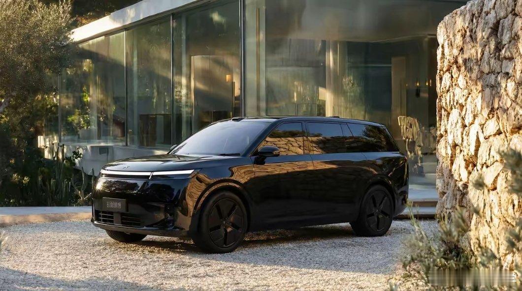 小鹏G01非官方渲染图来啦！。久等了各位，G01的伪装一直不算重，前几天我也解释