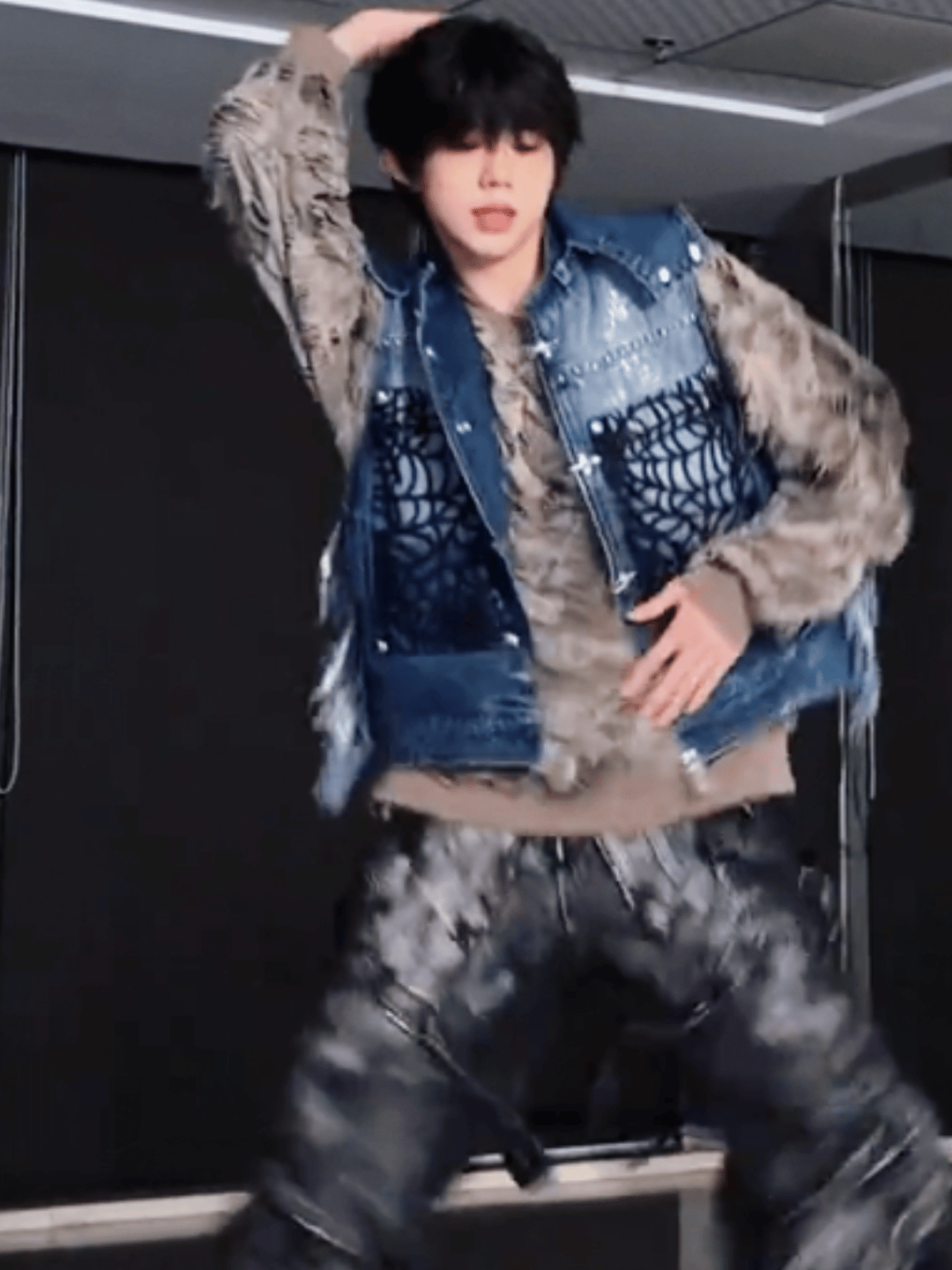 陈奕恒单人cha太帅了陈奕恒表管已经next level