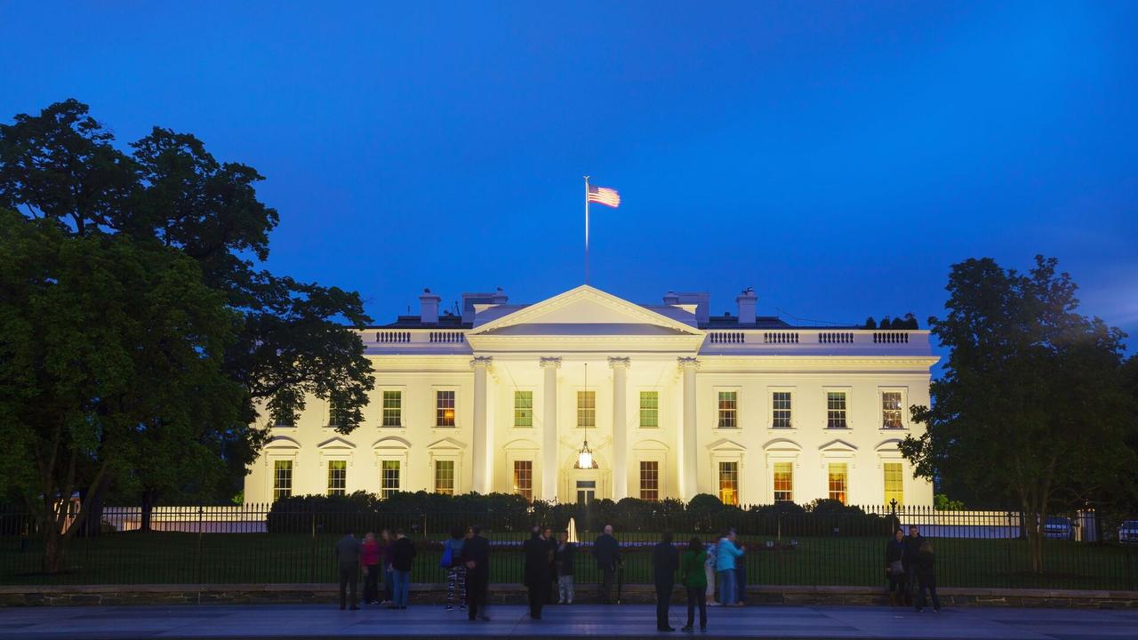 特朗普签署政府拨款法案，结束了政府停摆

俄罗斯卫星通讯社 2026年2月4日,