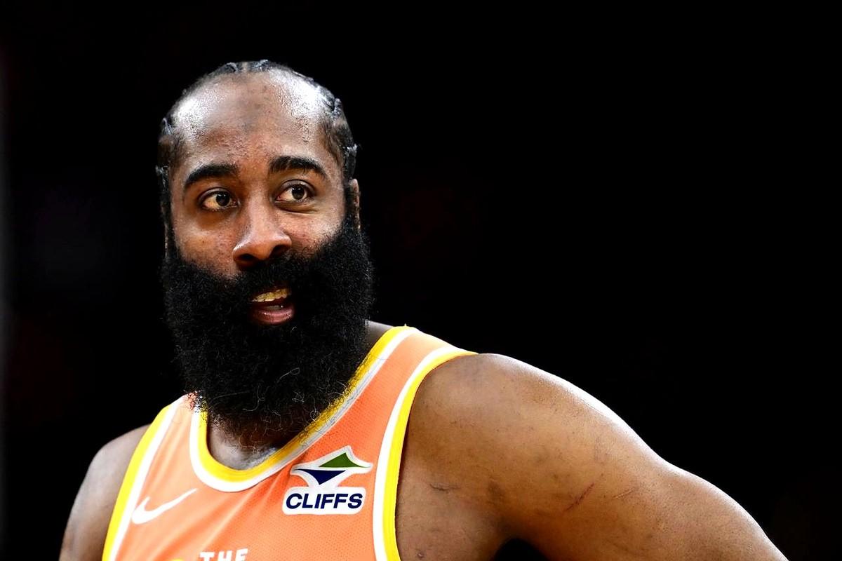 哈登真是骑士的定海神针！

东部第四基本稳了。就剩4场比赛，只要再赢老鹰一场，第