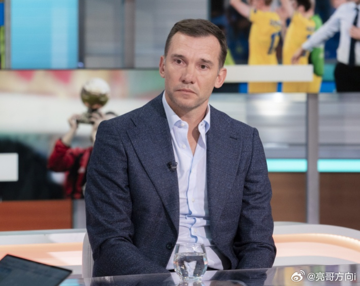 近日，2004年金球奖得主舍甫琴科在参加米兰传奇球星锦标赛期间，谈到了马竞与巴萨