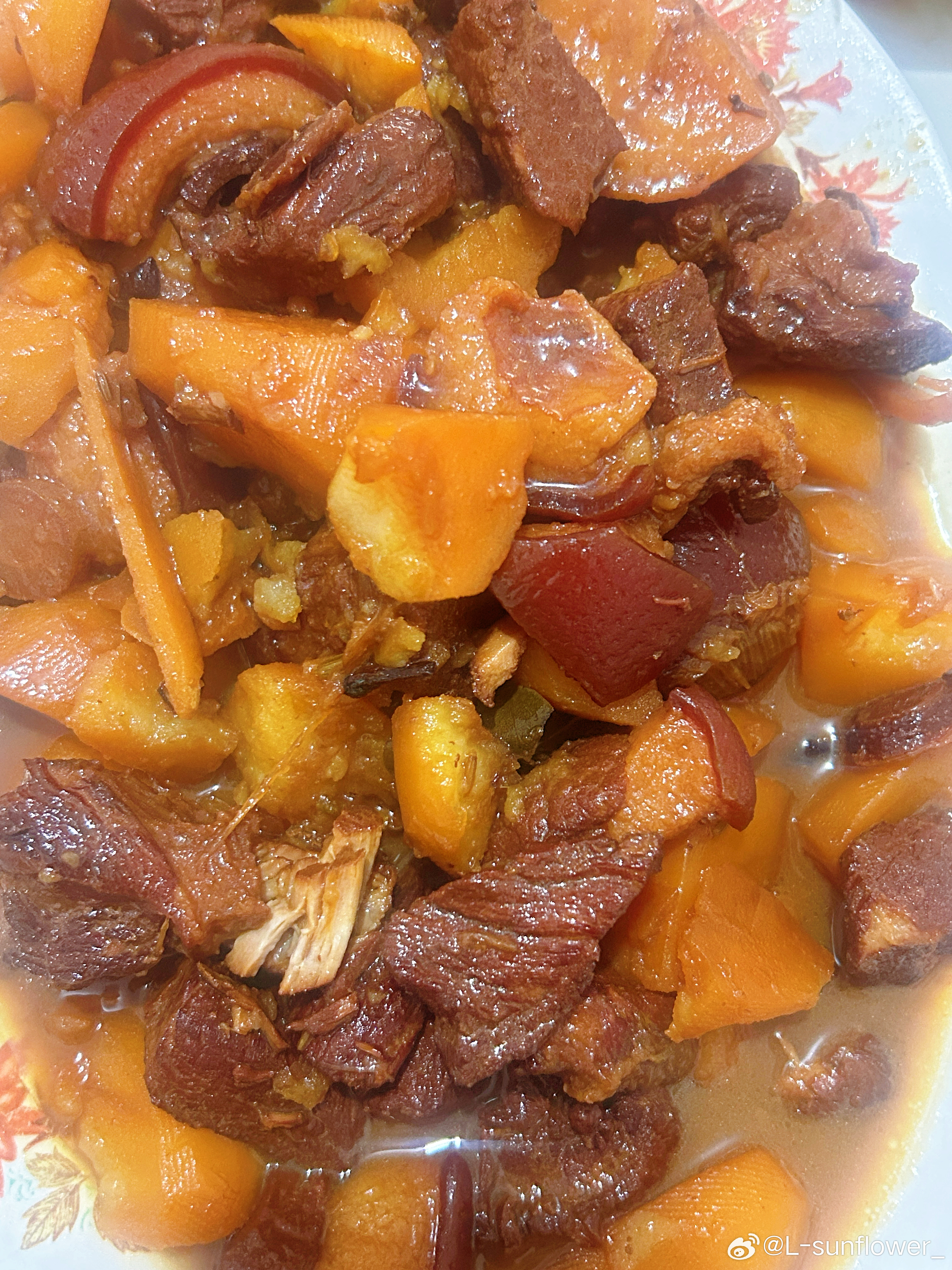今日份午餐。我就吃这一个菜了