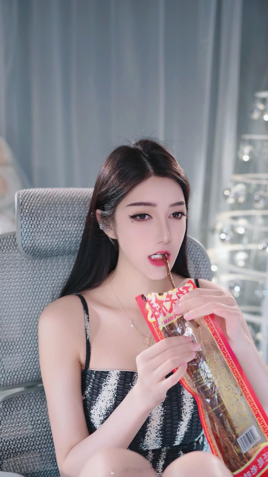 辣条真香车老板呢 ​​​