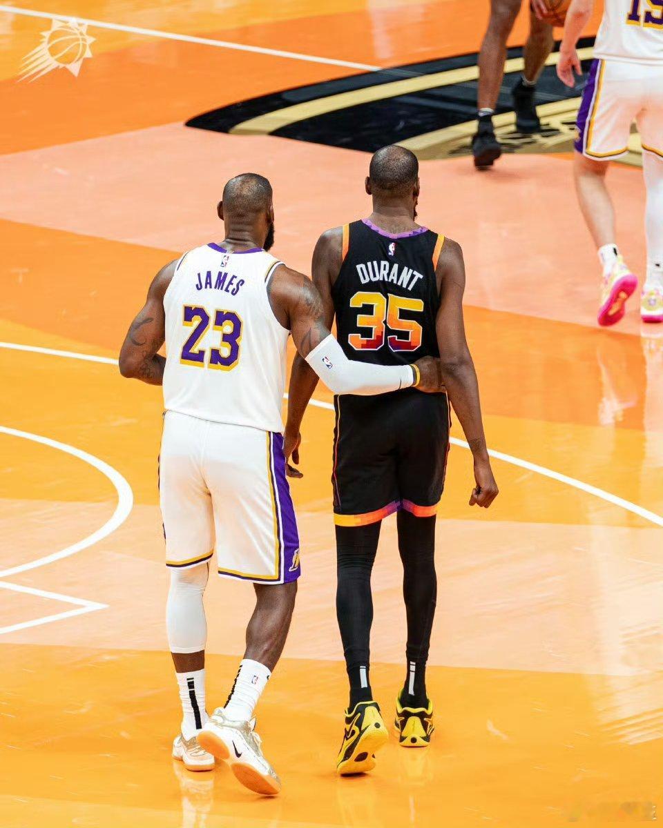 一个时代的终结。詹杜无缘全明星首发