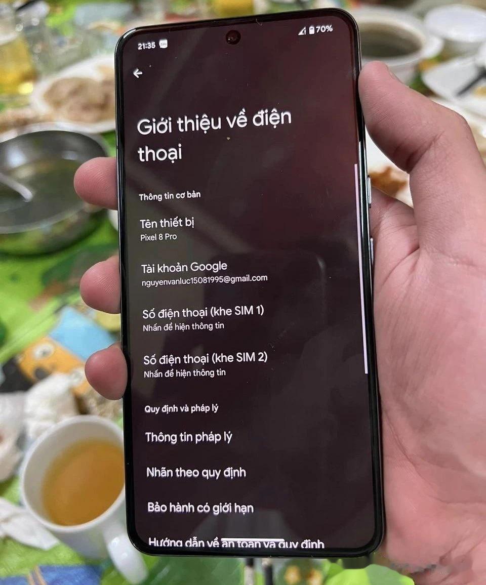 谷歌Google Pixel 8 Pro上手照泄露！
[机智]期待：
1> 真机