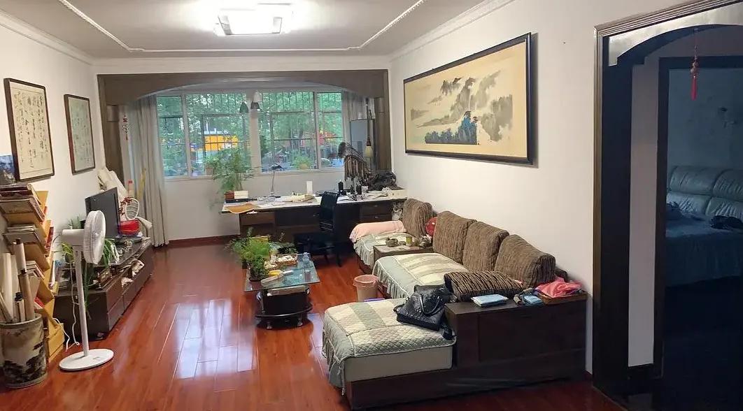 始料未及！王大爷62岁，每月退休金7000大洋，住着120平的房子，按理说，这样