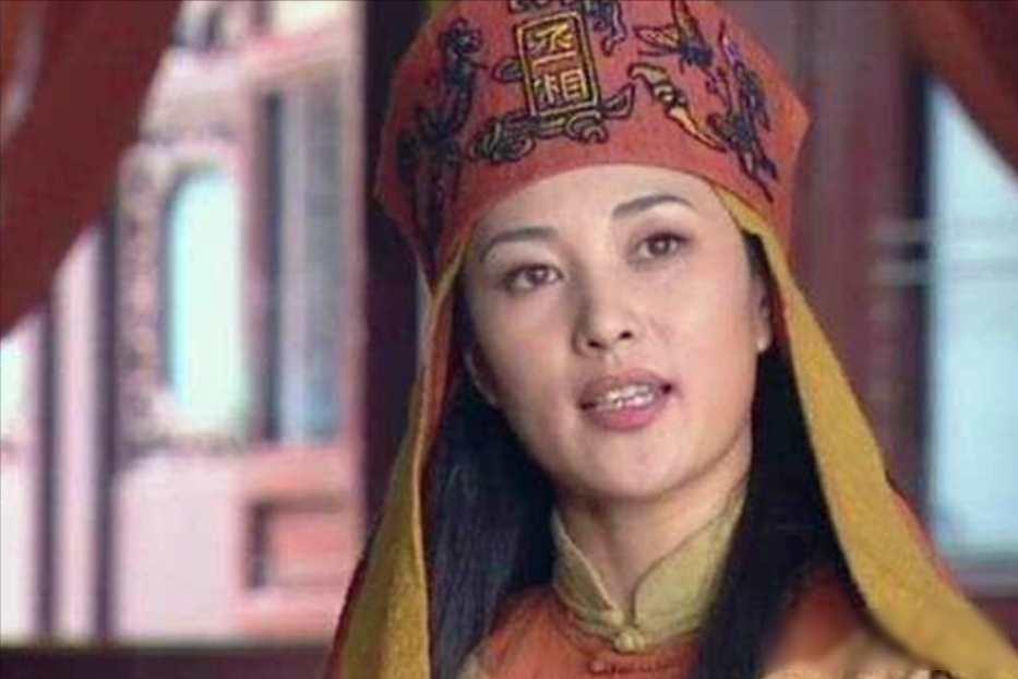 洪秀全的妹妹连夜进宫，只说了一句话，三个月后两万人头落地。
1856年的一个夜里