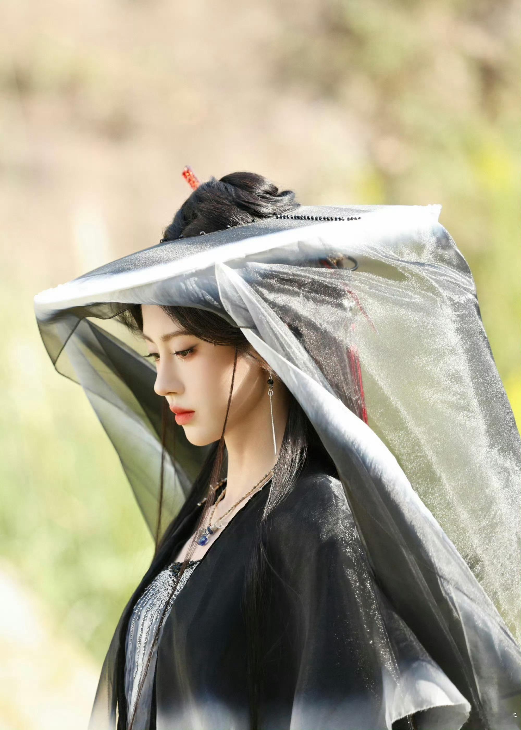 鞠婧祎还有两部待播剧是的，我们鞠婧祎还有2部待播剧来战 里她是嫉恶如仇敢爱敢恨的