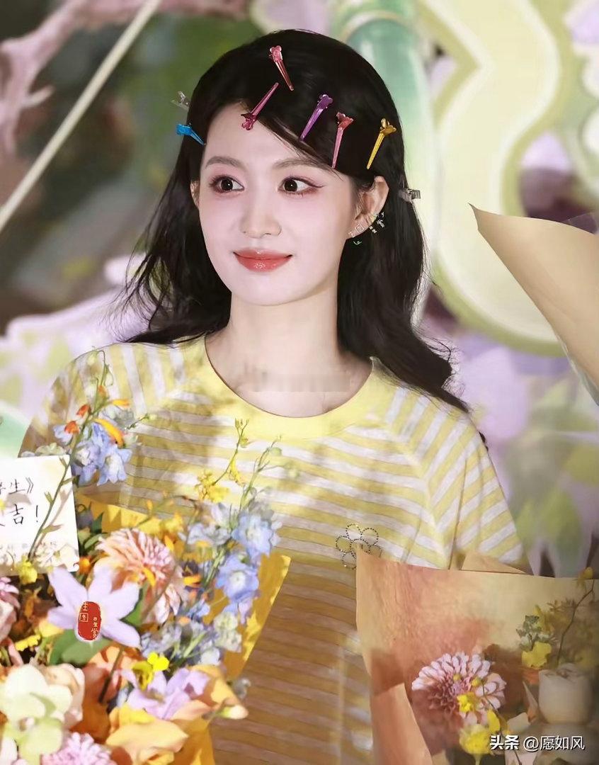 《浮生》的导演竟然是易军就是《这一秒过火》的导演，拍得不如路透张凌赫和王楚然的颜