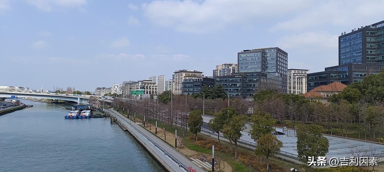 为啥落后的地区彩礼反而要得高？
又有一个西部地区的人在网上发问，68.8万的彩礼