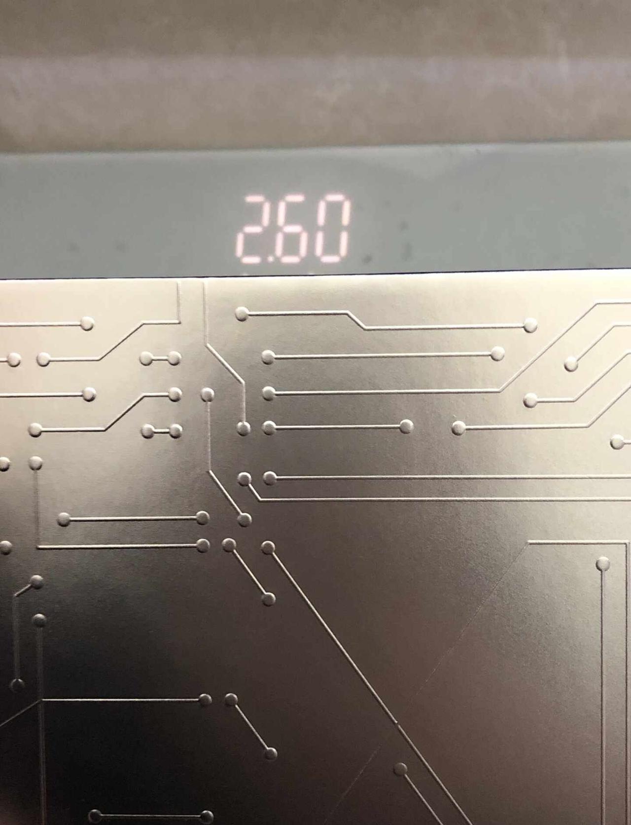 太浪漫了周总
虽然说体重秤称反深代词时准时不准的，但也恰恰好停在2.6kg（5.