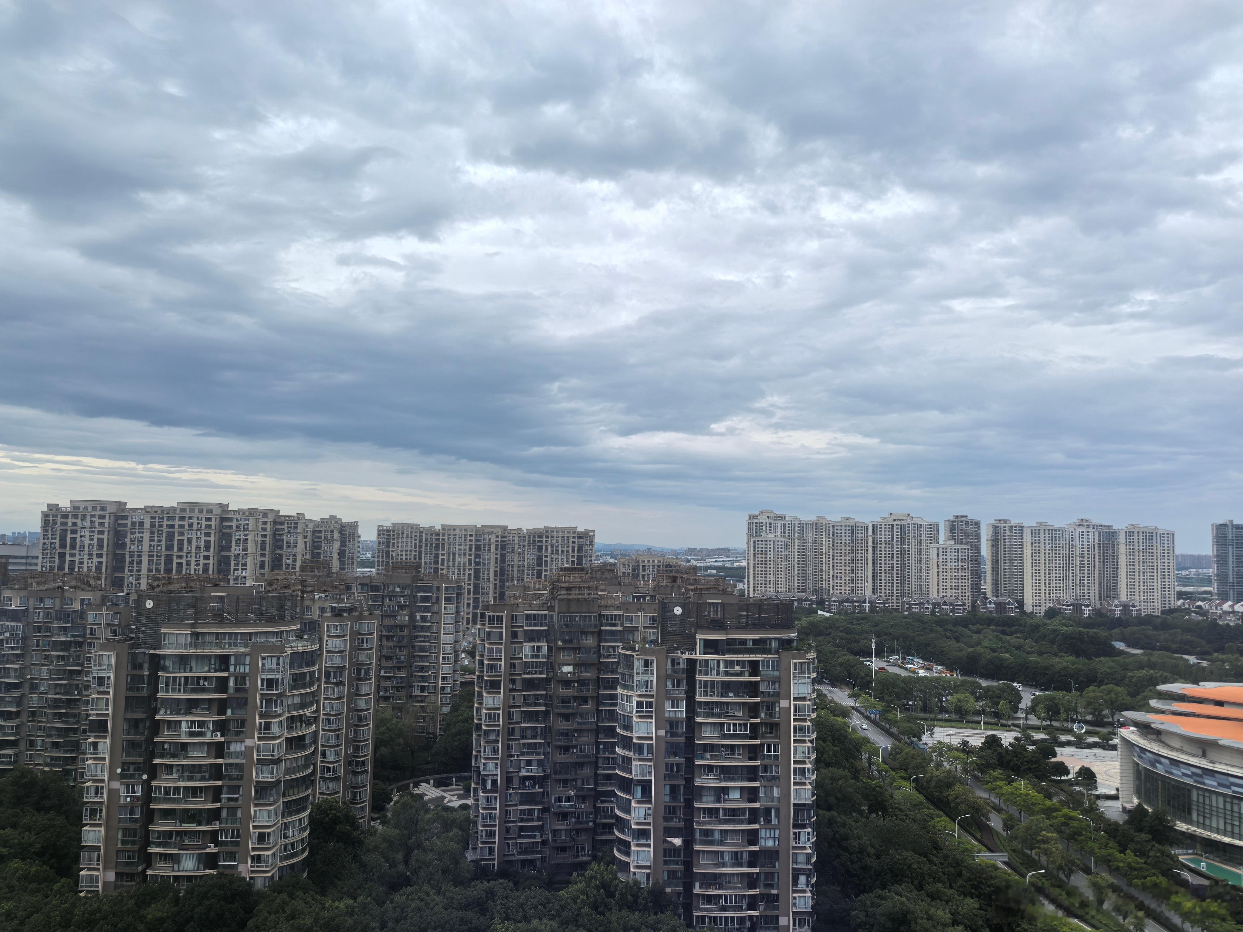 一个人可以知道自己平凡，但不能甘于平凡。 苏州