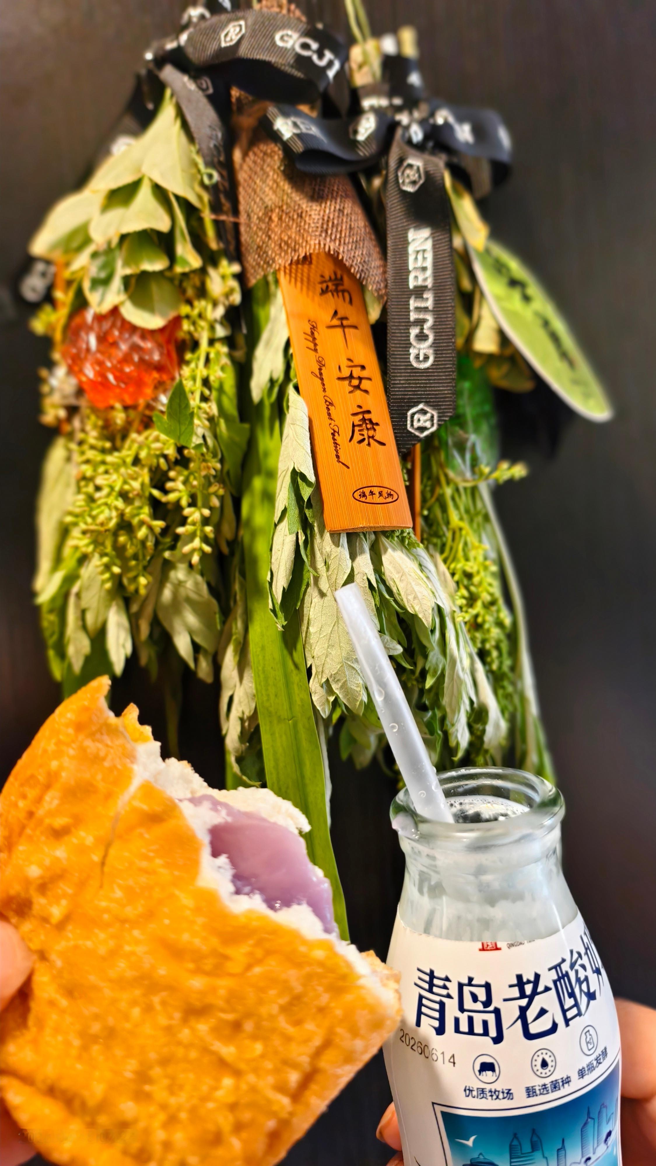 “任小猪🐷”小时候经常吃这个吗？🍞🥛Me正在咪西你“童年的味道”“Yumm