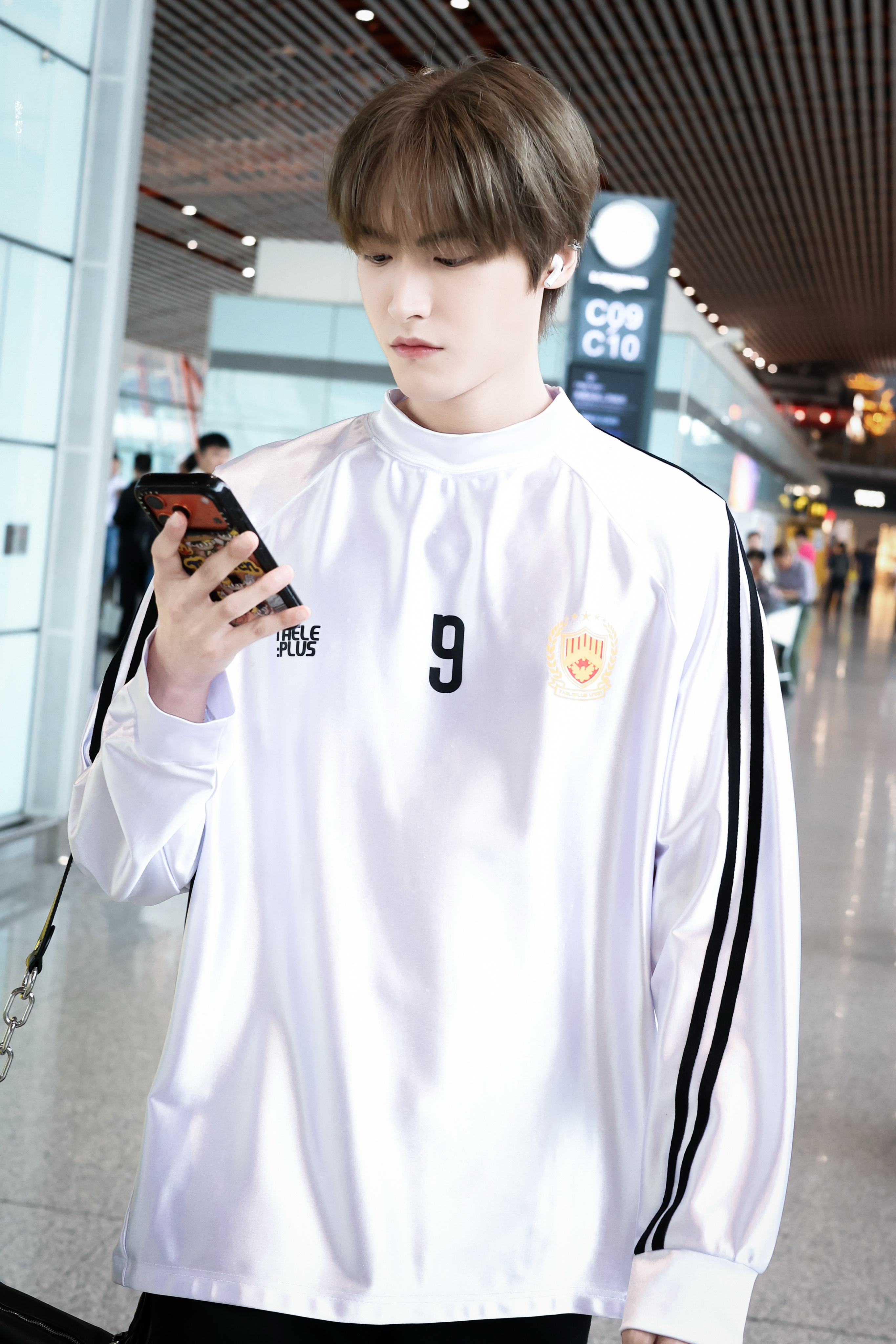 江信熹loong9 全新专辑破 📝𝟐𝟎𝟐𝟔𝟎𝟕𝟏𝟎 PEK ?