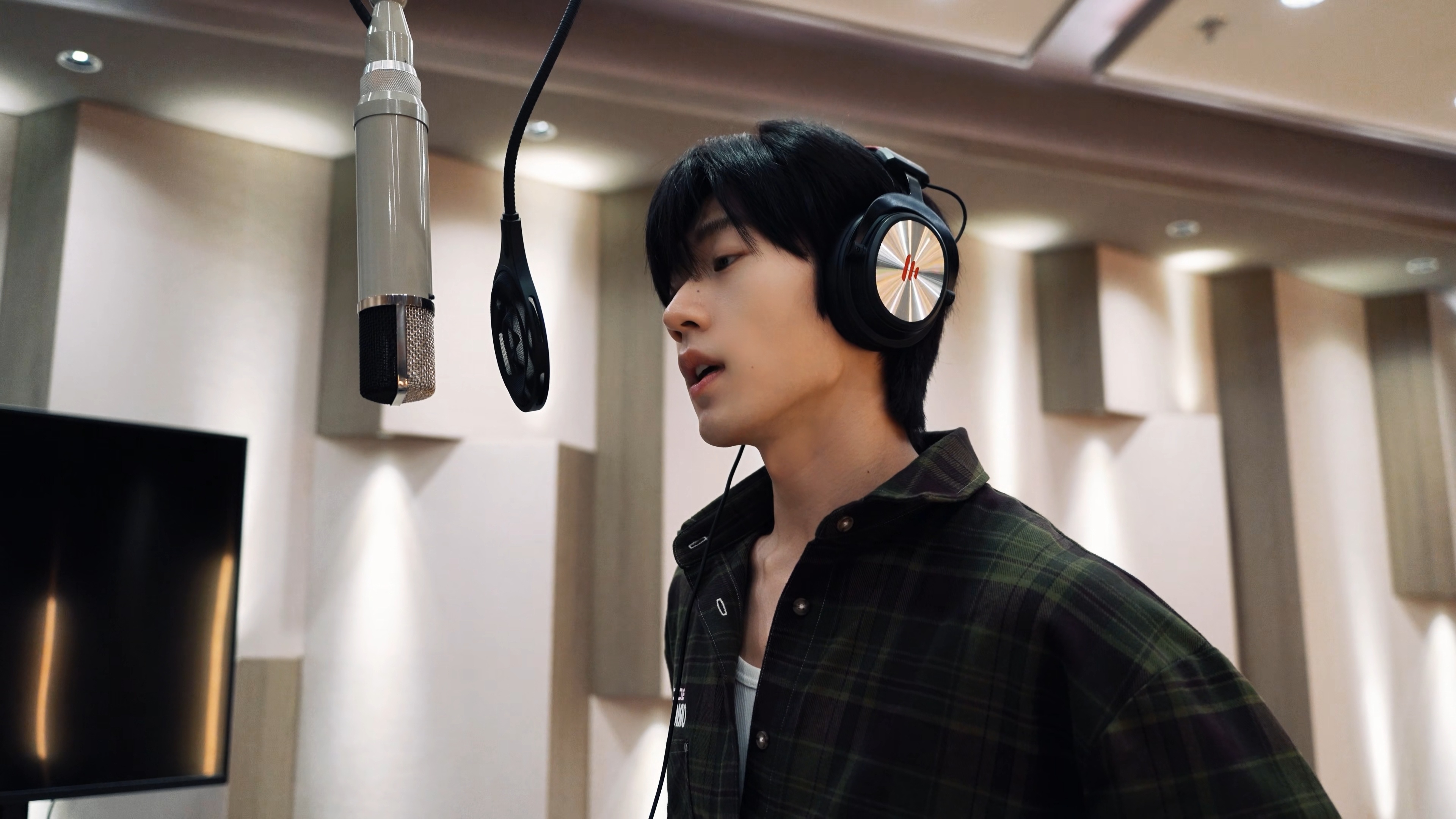 吴俊霆酸菜白肉说唱吴俊霆低音炮rap东北男孩吴俊霆儿童节创作情歌《酸菜白肉》送给