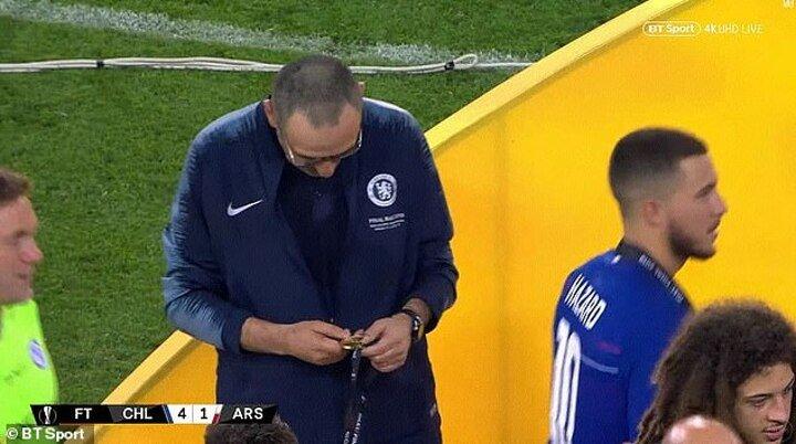 阿扎尔谈在巴库夺得欧联杯冠军：“萨里在比赛前一天非常紧张。这是他第一次带队进入欧