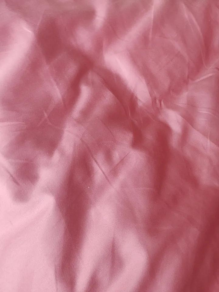 我去年一整年在他那里消费了一万多。有一次买了一套床上用品，同一时间我也买了洁丽雅