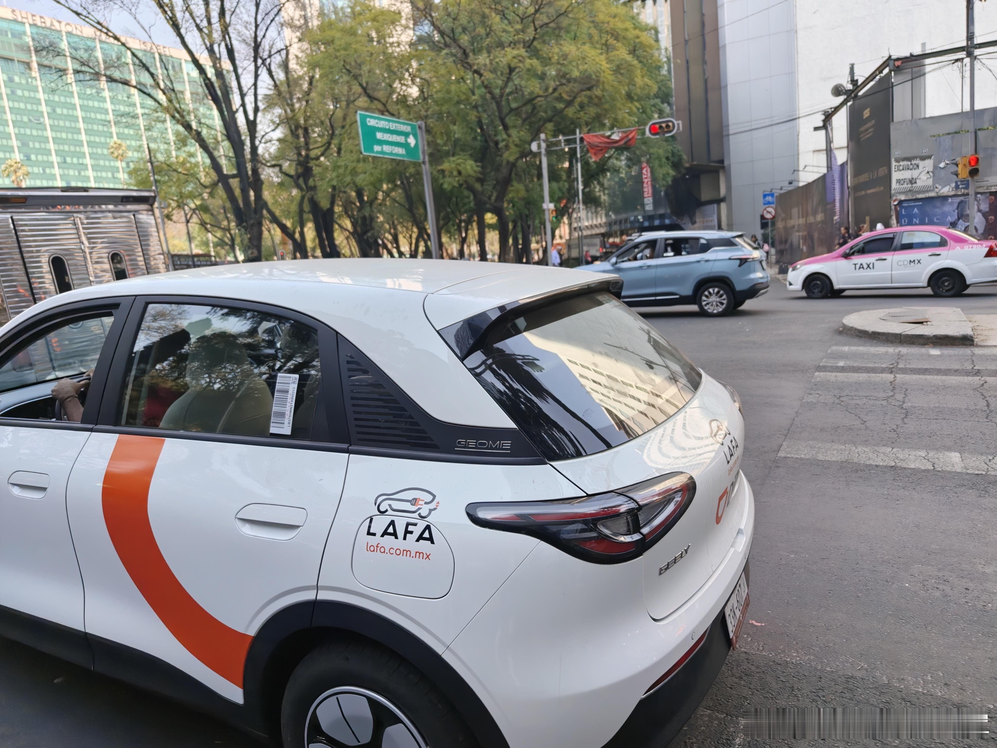 墨西哥街头偶遇的星愿，还是滴滴专车，真的是强强联手啊大v聊车