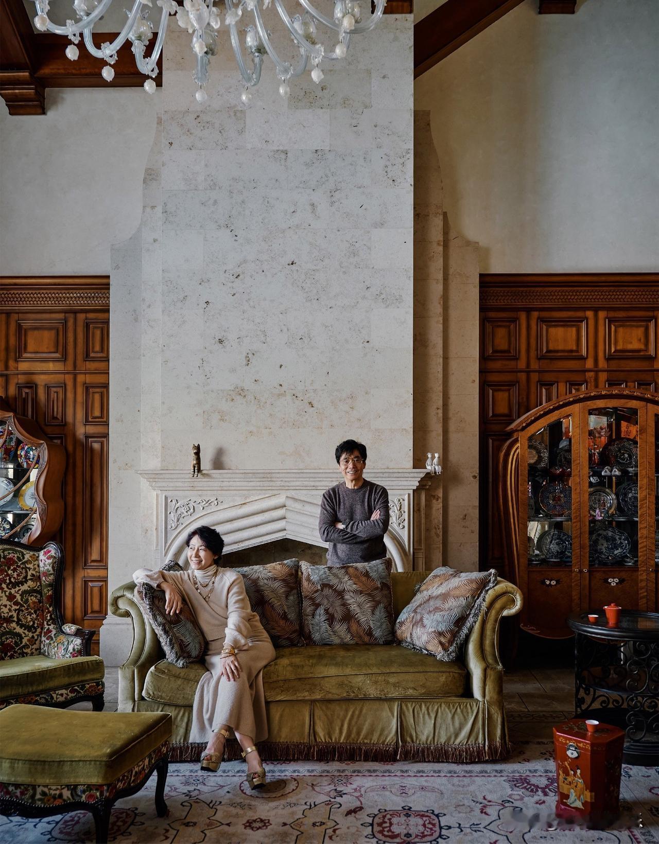 《武林外传》“邢捕头”范明，近况曝光，他的生活太让人羡慕了。

近日，范明和厉玲