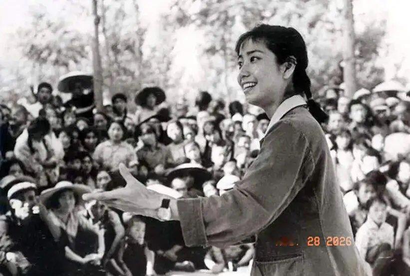 李维康去世了，
不是猝死于意外，
也不是骤然的急病，而是败给了岁月累积、我们都逃