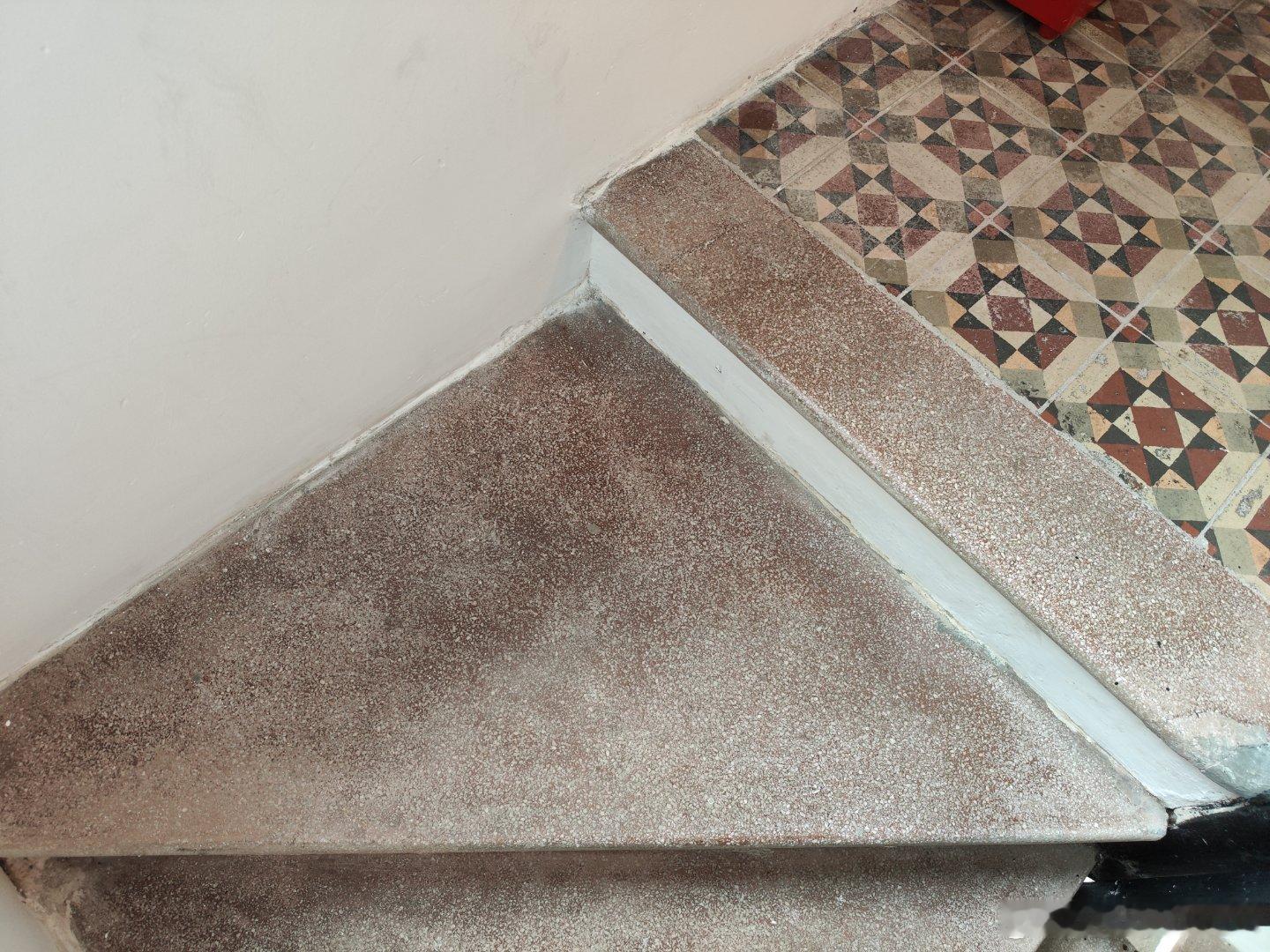 【萄园艺术馆】松岗东片区一间活化的小洋楼，处处展现民国建筑风格，多个款式的花阶砖