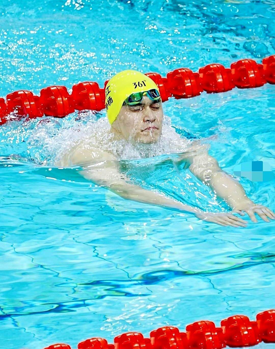 孙杨全运会抢跳那一下，评论区直接炸锅——但谁懂他心里的急？

离开赛场四年多，他