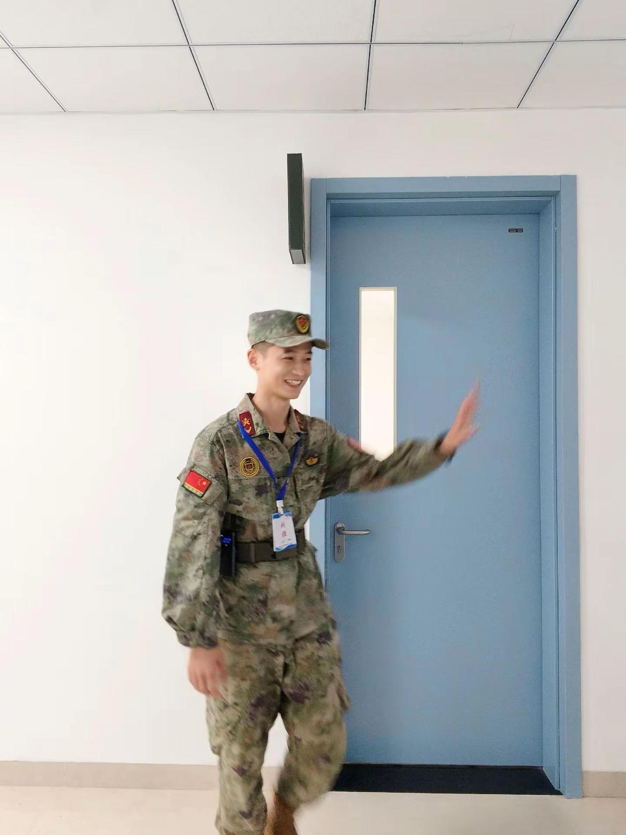 小八又要回来了。青春有迷彩才是青春的样子 军装 迷彩青春 兵是青年的梦想