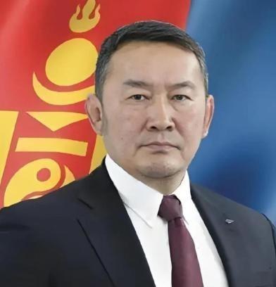 一个坐拥 156 万平方公里国土的主权国家，竟然被中国一个省 "碾压" 到抬不起