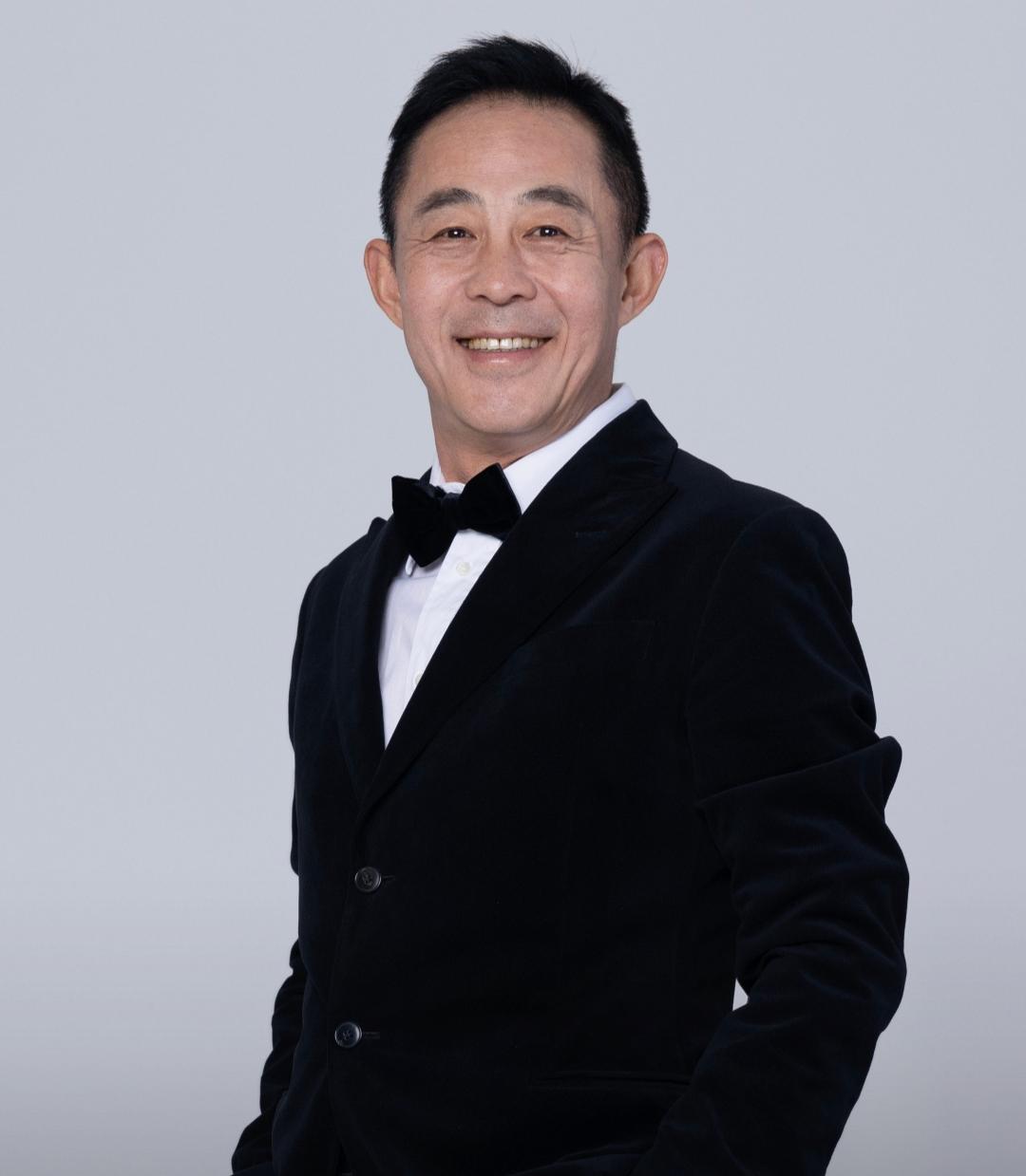 风水轮流转，12年前被侯勇抛弃的糟糠之妻，如今他已然高攀不起了
娱乐 明星