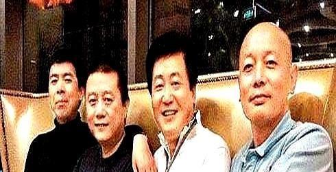 5万块，买断一个人的才华和十几年的交情，这笔账，冯小刚算错了。
他以为王朔会跟他