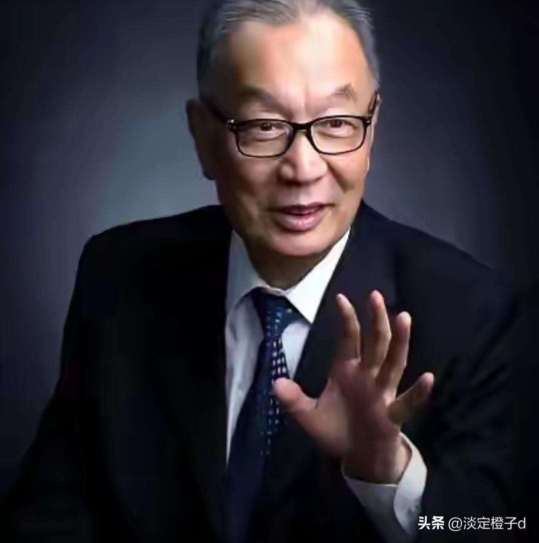 两套外衣撕碎后，有人还在捡破布
 
温铁军两类外衣的论断，近期再度在网络引发广泛