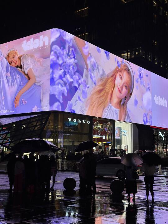 非粉。。。都很震撼的程度。。。。。。