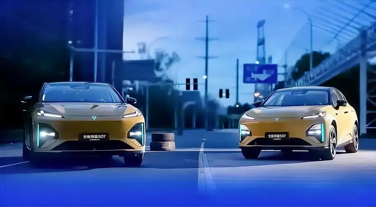 这就是赤裸裸的现实，记住新口诀，选车不纠结：
1、三年不换车——买韩系
2、五年