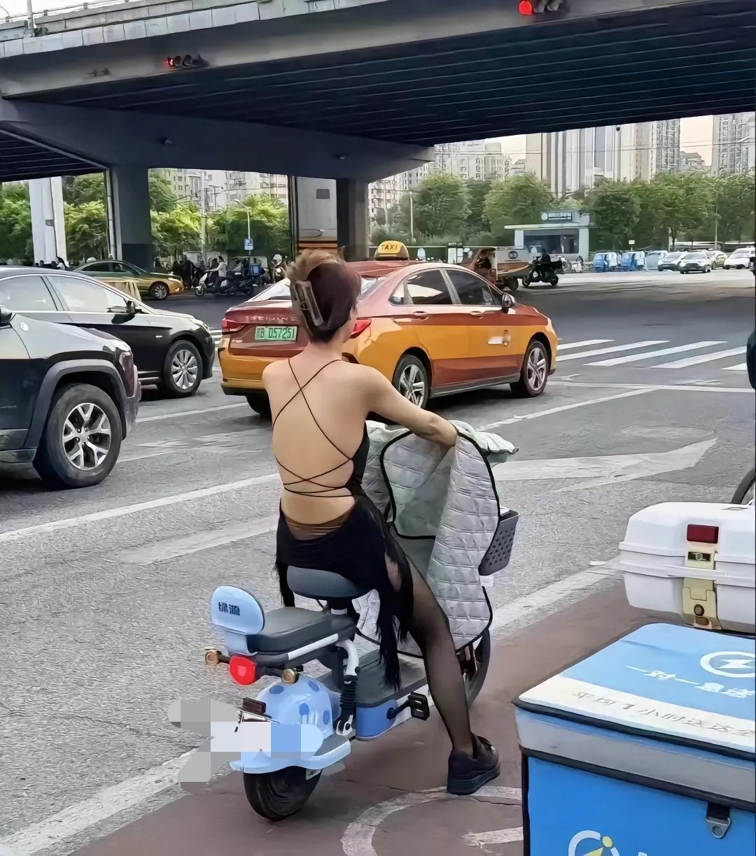 后背发凉