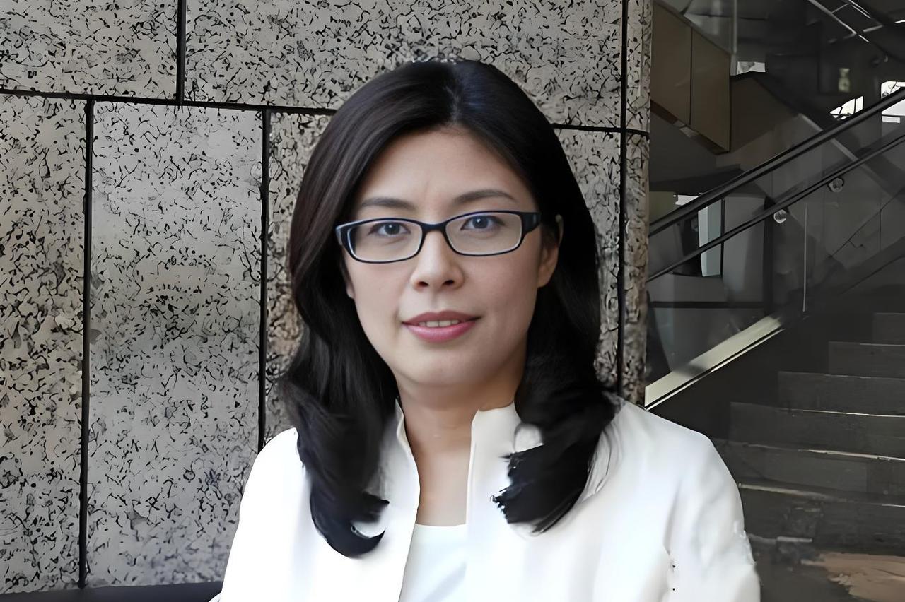 雷声大，雨点小。嘴上喊得响亮，骨子里还是追求本党、个人的政治利益，为更多的选票服