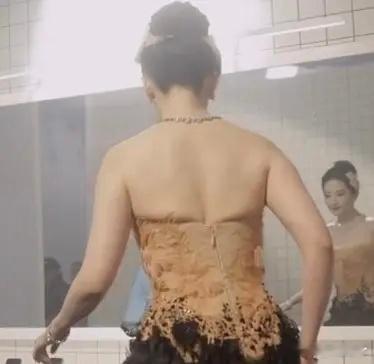 这是谁呀 这么肥 ​​​